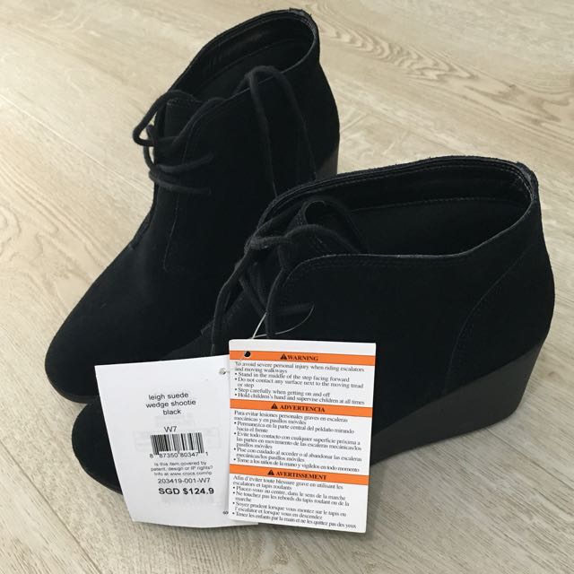 Crocs Leigh Suede Wedge Shootie Black Boots Size UK 5 Women s Fashion Footwear Flipflops and Slides on Carousell