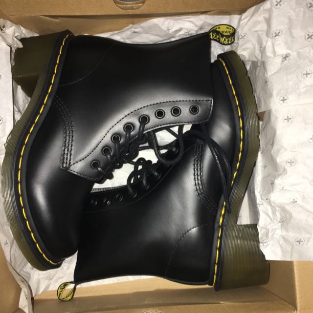 Dr Marten s Women s Clemency Boot U.K. 6 Black Brand New selling cheap