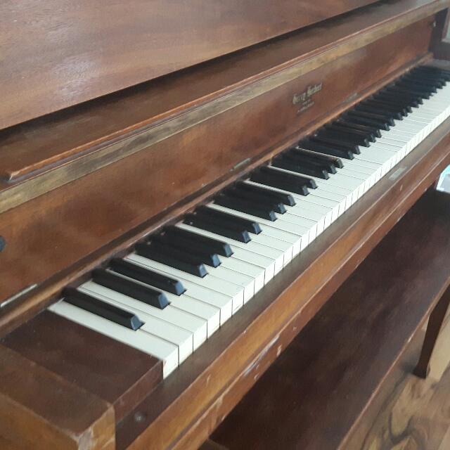 Henry outlet herbert piano