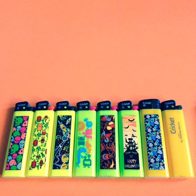 Koleksi Korek Api Gas Cricket Antik Pajangan Di Carousell