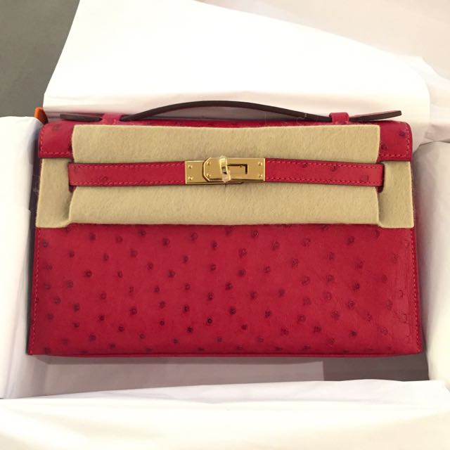 Hermes Mini Kelly Pochette Clutch Rouge Vif Ostrich Gold Hardware