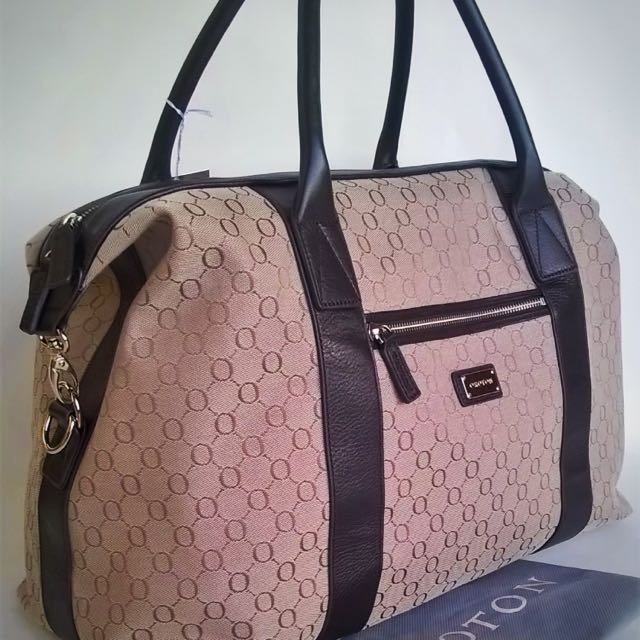 Oroton Travel Bag, Women's Fashion, Bags & Wallets on Carousell