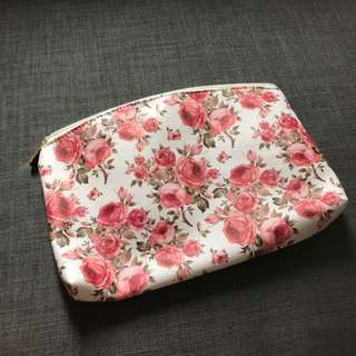 Collette Make-up Bag