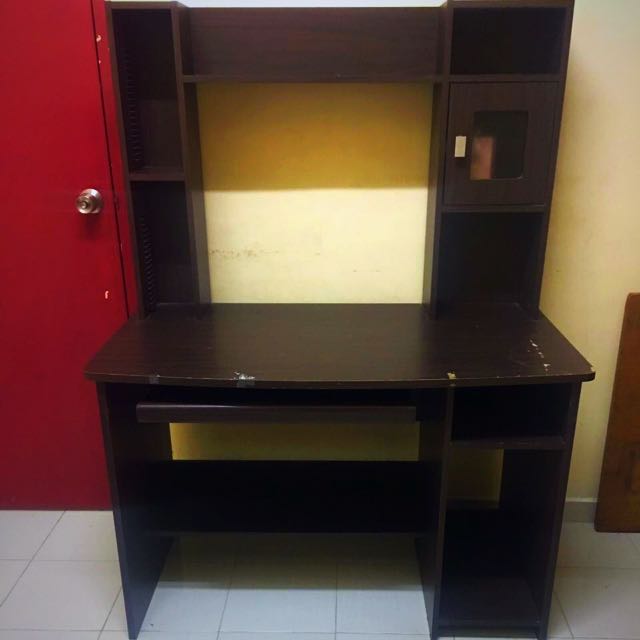 Study / PC Desk (Category: Tables & Sets) located in Putrajaya. Submitted by asf77 (Listing ID 93387989, Image 1). Description: .