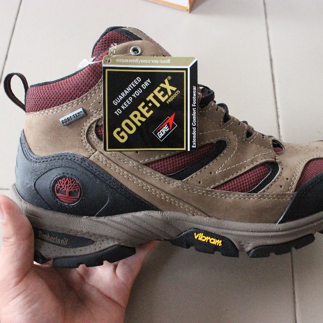 kasut hiking timberland