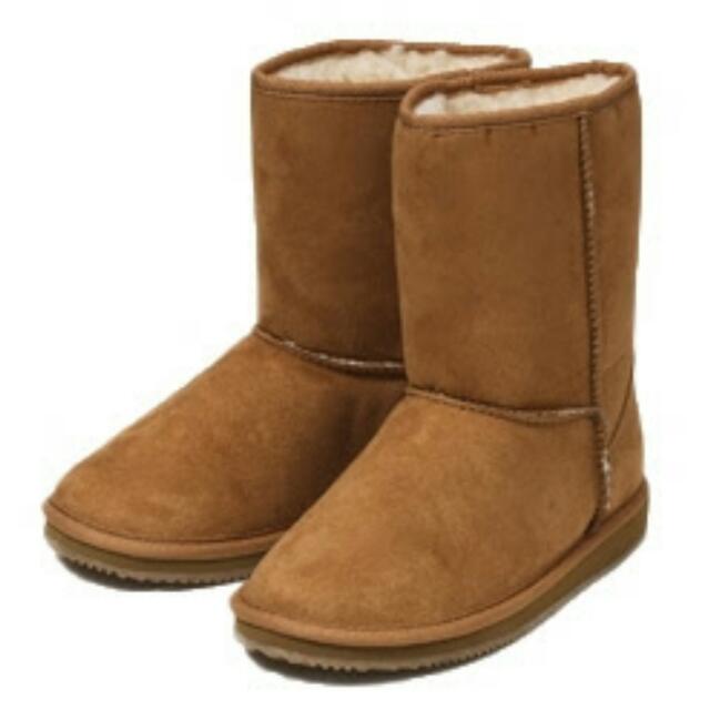 tan ugg style boots