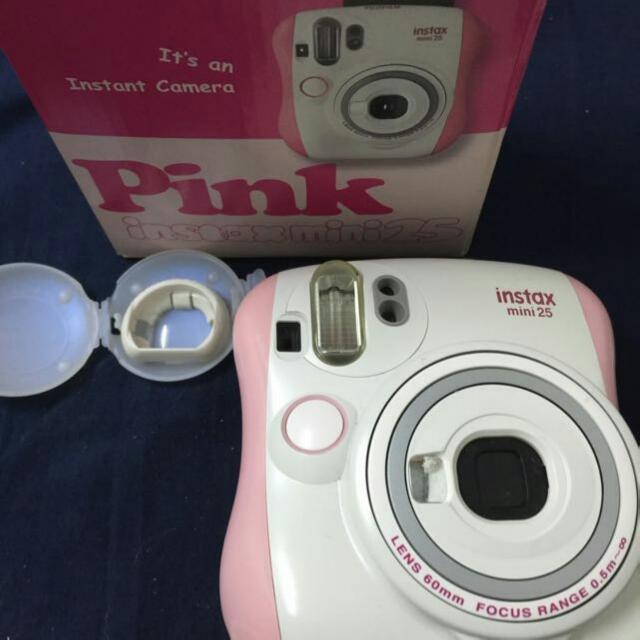 Fujifilm Instax Mini 25 粉紅(99%新), 攝影器材, 相機- Carousell