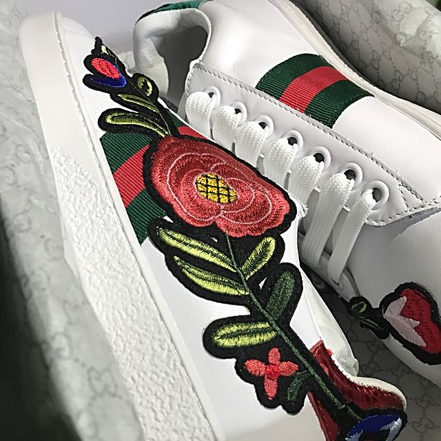 gucci ace embroidered floral