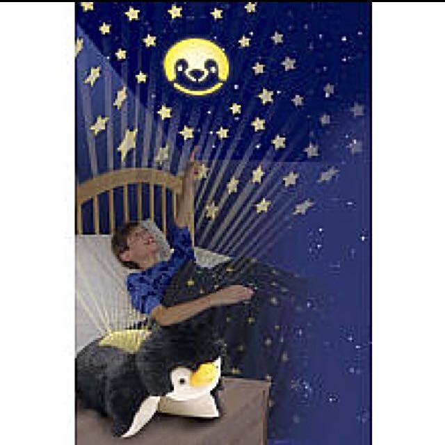 Pillow pet star deals projector