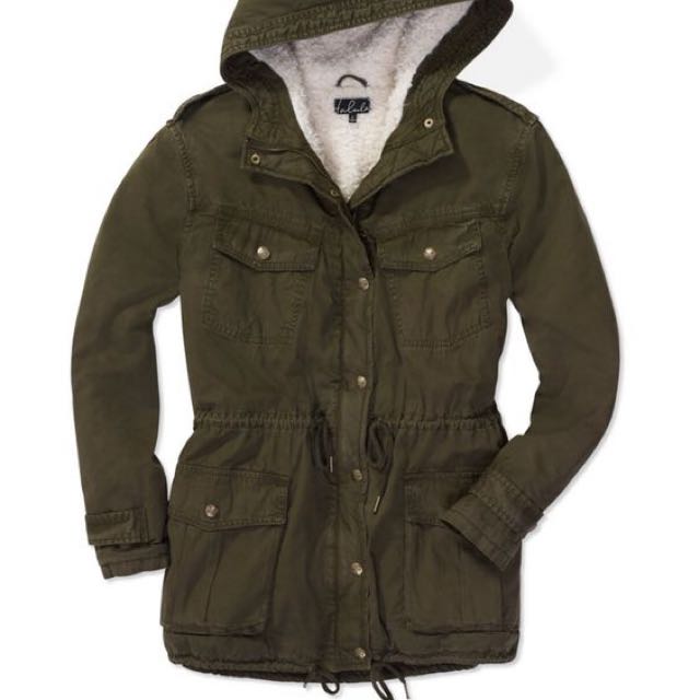 Talula TNA Aritzia Green Trooper Military Fur Lined Jacket Women s Fashion Clothes on Carousell