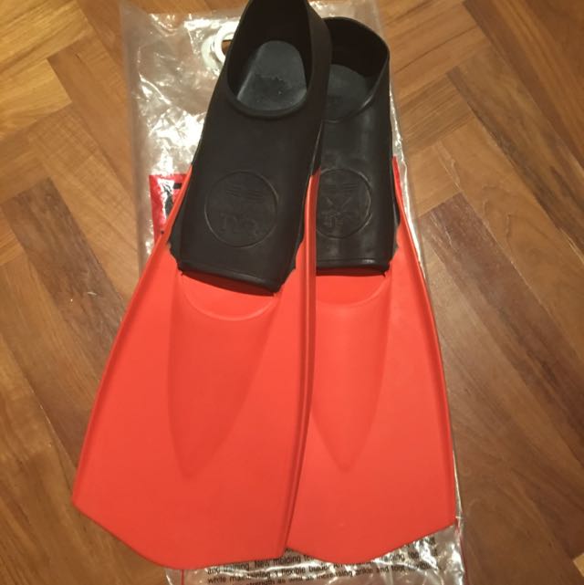 TYR Training Fins, Sports Equipment, Sports & Games, Water Sports on