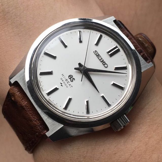 SOLD) Vintage Grand Seiko 4520-8000 (Hi-beat) (Amazing Condition), Women's  Fashion, Watches & Accessories, Watches on Carousell