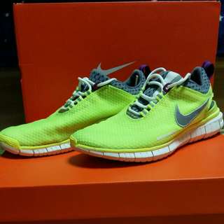 Nike Free  WMNS OG 14 復刻黃 24.5cm