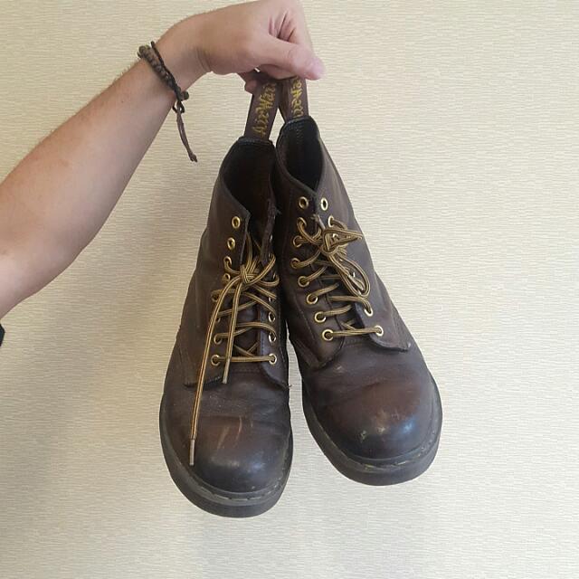 dr martens crazy horse care