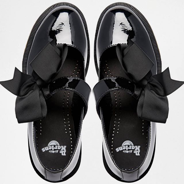 Mariel dr martens outlet