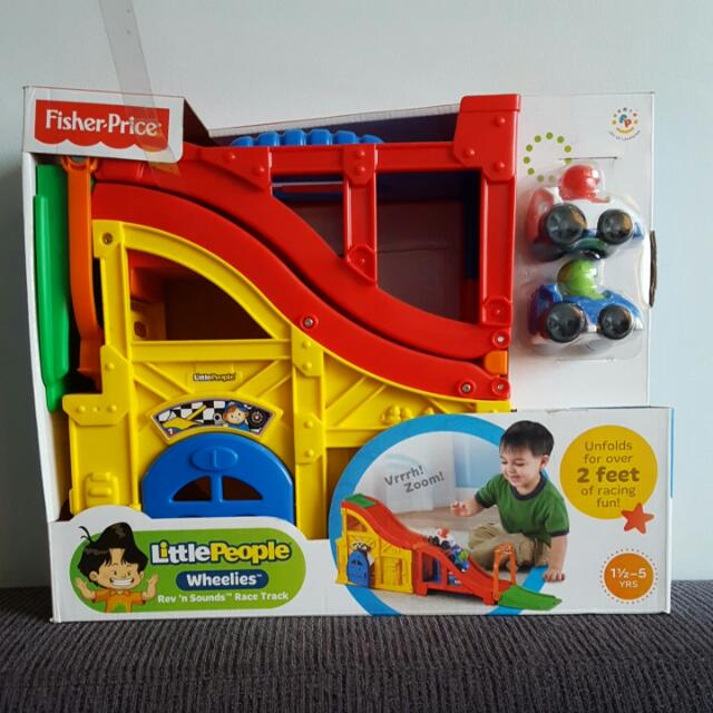 fisher price race track
