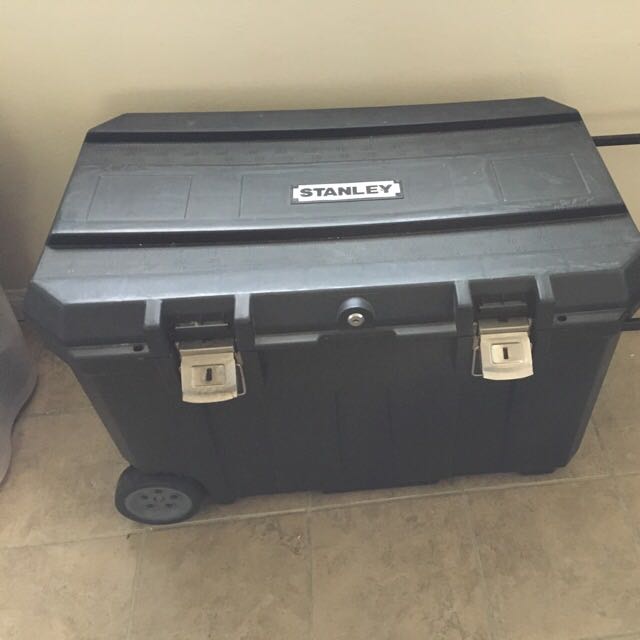Stanley Tool Box On Wheels Everything Else On Carousell