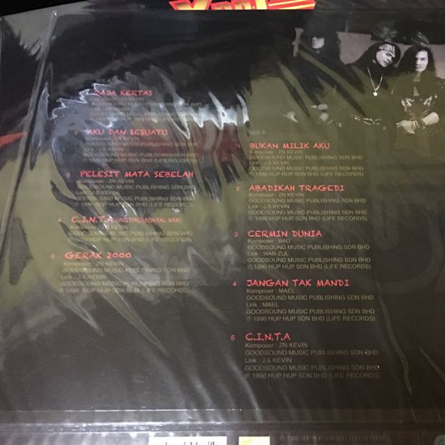 Xpdc Darjah Satu Reissue Vinyl Recird Music Media Cds Dvds Other Media On Carousell Jadi keesokan harinya aq sudah mulai bersekolah d sekolah baru. carousell