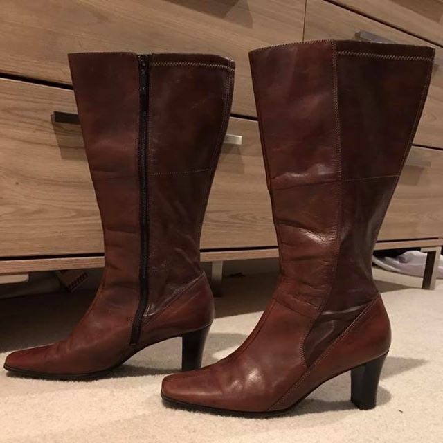 Andrea Renzi Knee High Boots Women S Fashion Shoes On Carousell