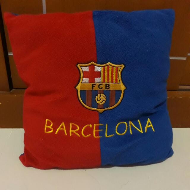 640 Gambar gambar bantal barcelona Keren