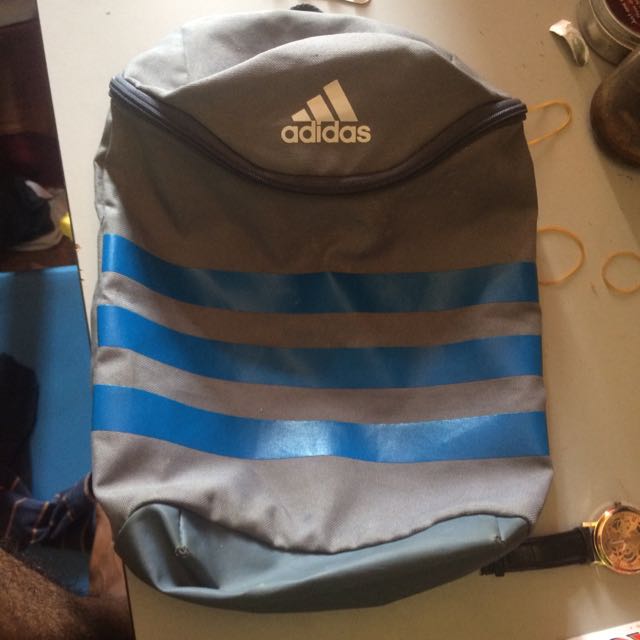 beg kasut adidas
