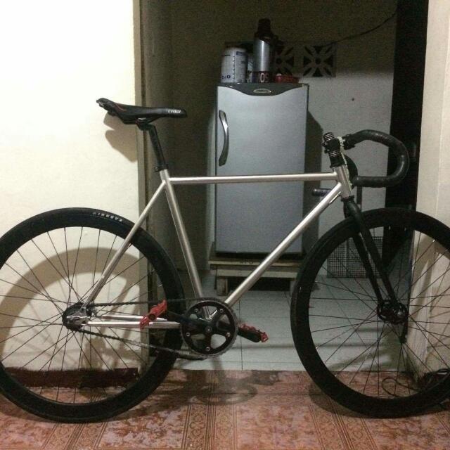 xj hubs fixie
