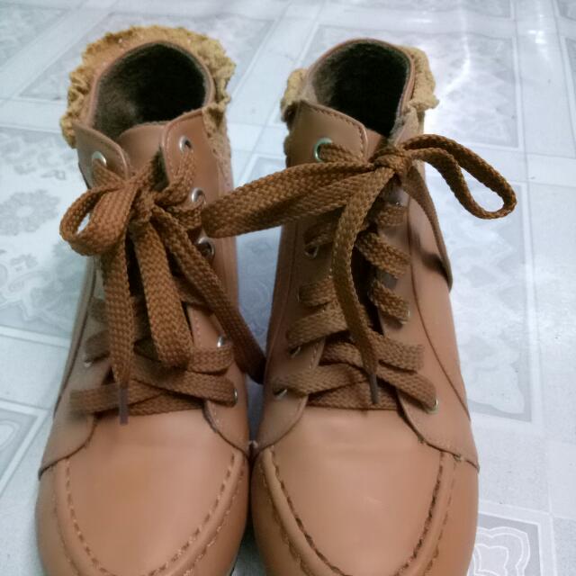 Red modani shoes hot sale