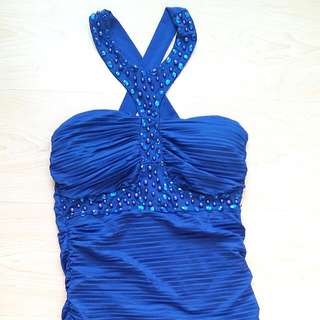 Dress Pesta