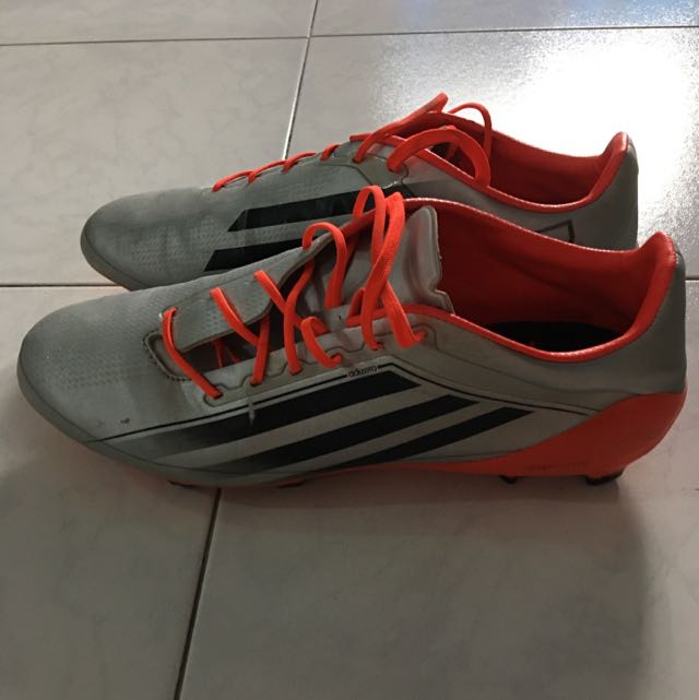 posibilidad Mentor concierto adidas adizero RS7 4.0 PRO FG - Silver Met/Core Black/Solar Red Soccer/Rugby  Boots, Men's Fashion, Activewear on Carousell
