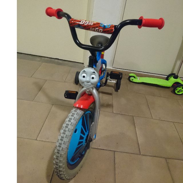 children s bike Thomas The Train 8514 96TJ Boys Bike 14 inch Blue Red Black