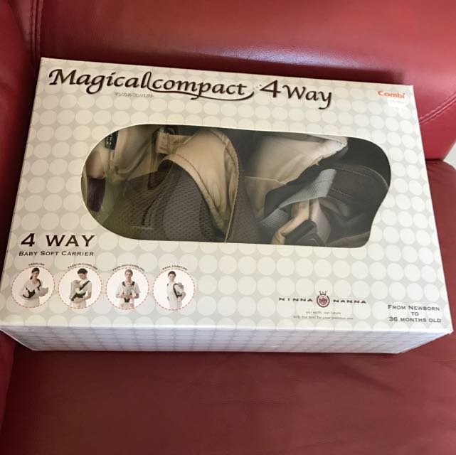 combi magical compact 4 way carrier