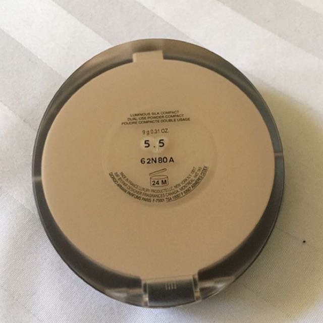 giorgio armani luminous silk compact foundation