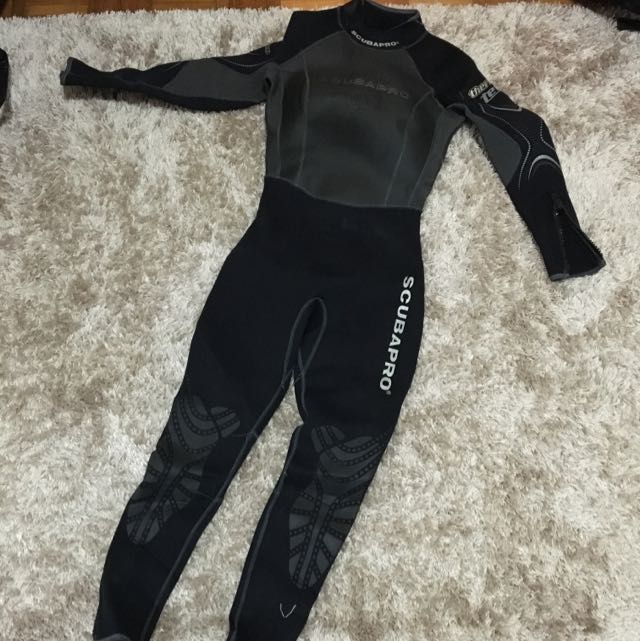 scubapro womens wetsuit