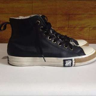 Sepatu Converse X Undefeated