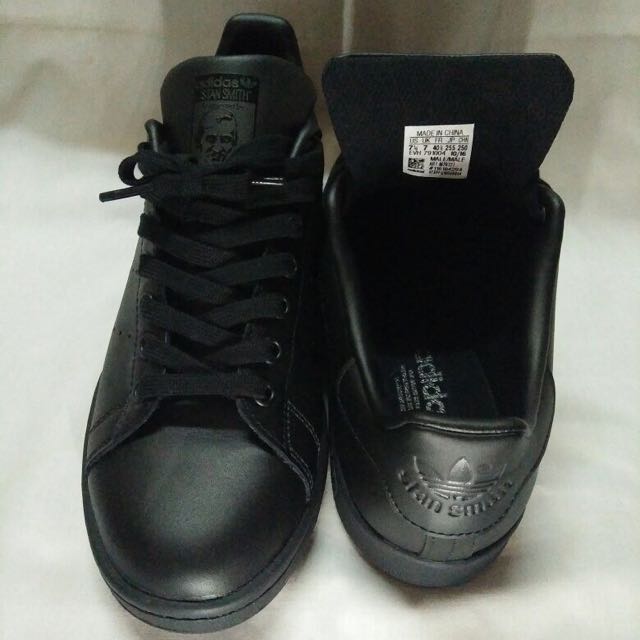stan smith all black