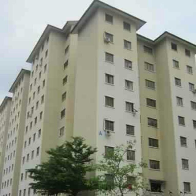 Sekolah Menengah Agama Taman Johor Jaya Red Pastel E