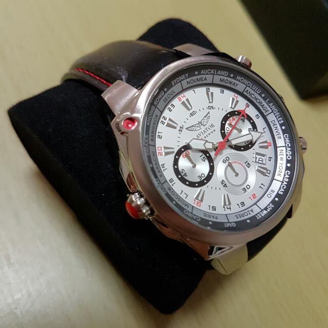 Aviator World Time Chronograph F Series AVW7768G68