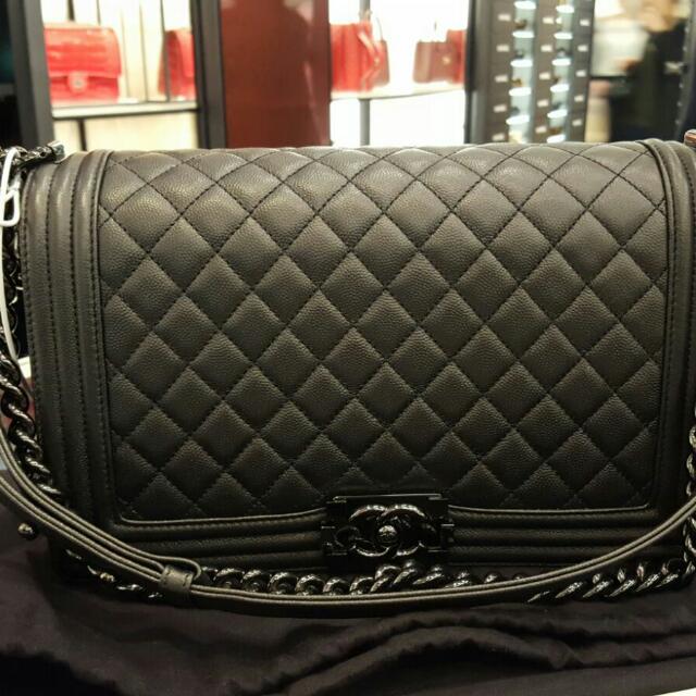 chanel boy new medium