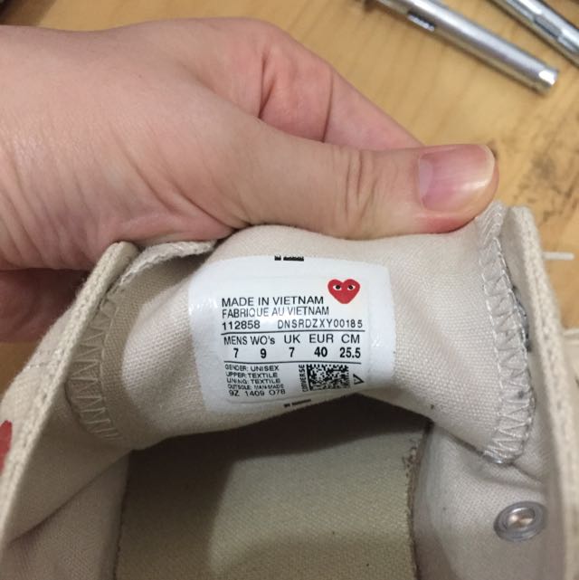 cdg converse fitting