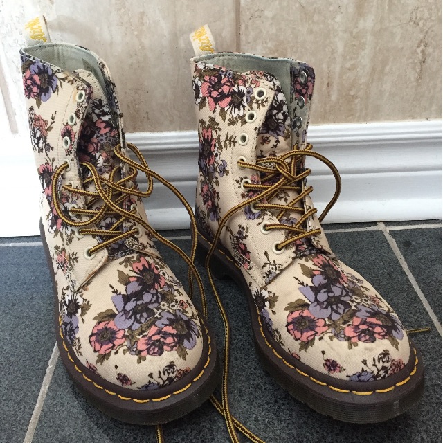 Dr martens beckett wild rose sales