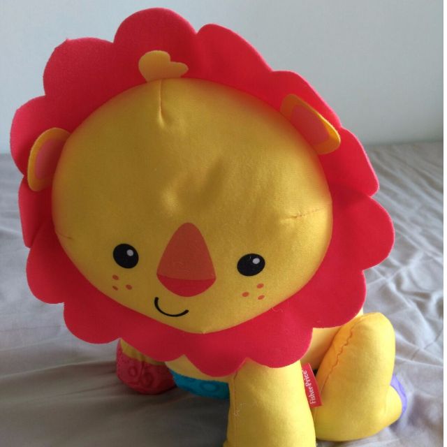 fisher price crawling lion