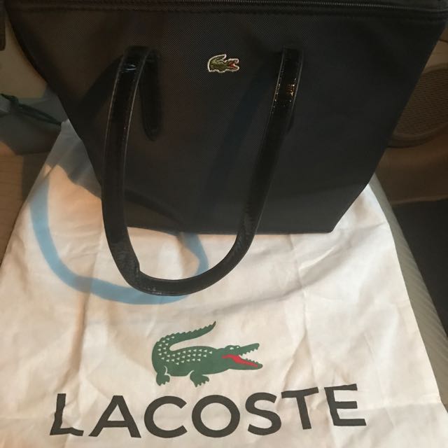 Lacoste Small Totebag, Barang Mewah 