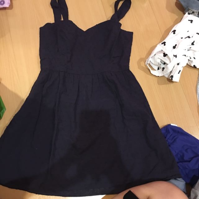 RM10 EACH (Category: Other Tops) located in Kota Kinabalu. Submitted by esssjw (Listing ID 94293249, Image 3). Description: .