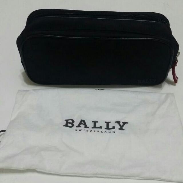 Bally Nylon Toiletry Bag Uni Women S Fashion Bags Wallets On Bally Nylon Toiletry Bag Uni Women S Fashion Bags Wallets On Carou