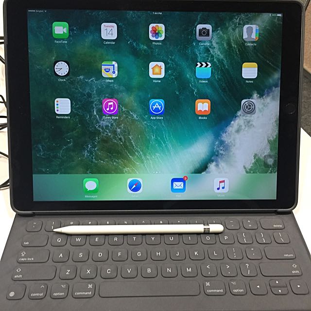 Ipad Pro 12 9 128g Lte With Smart Keyboard Apple Pencil Silicone Case Under Warranty 1300 Mobile Phones Tablets Tablets On Carousell