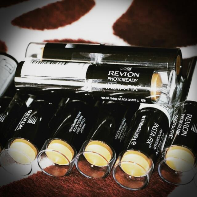 Revlon Photoready Insta-Fix Caramel 190, Beauty & Personal Care, Face,  Makeup on Carousell