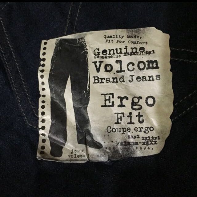 Volcom Stretch Denim Ergo Fit (Category: Chinos) located in Pasig City. Submitted by seeril (Listing ID 92188131, Image 1). Description: .