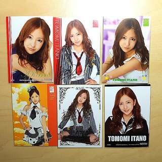 Tomomi Itano Trading Card