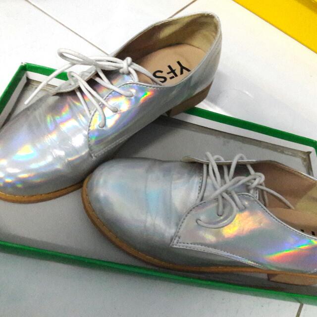 holographic shoe laces
