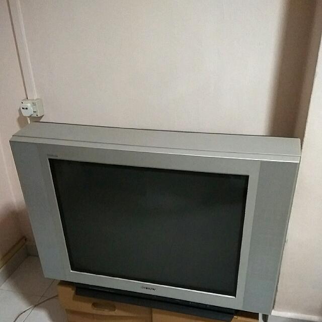Sony CRT TV, TV & Home Appliances, TV & Entertainment, TV on Carousell